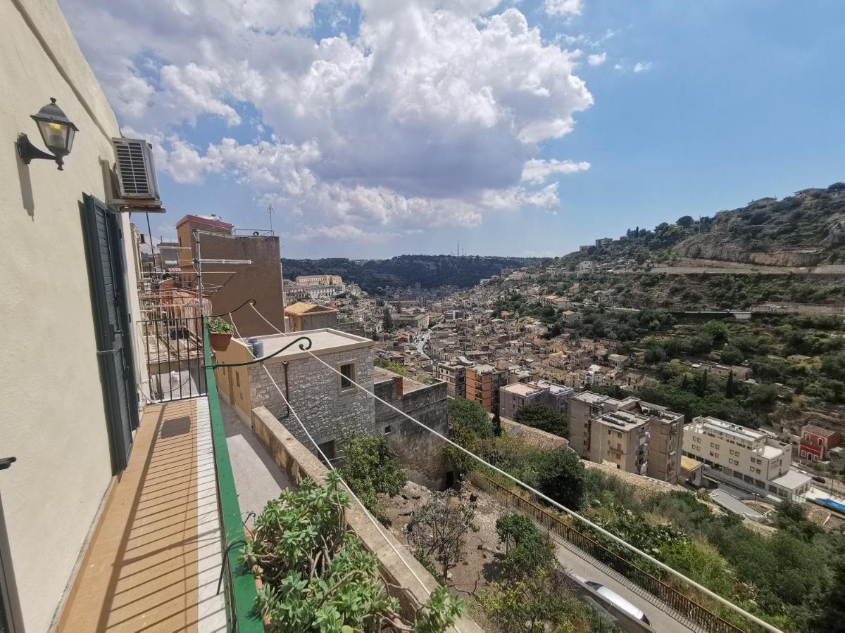 Balcone Barocco. Villa Modica Eksteriør bilde